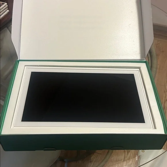 Brand New 15 inch Skylight Digital Calendar - Picture 5 of 7